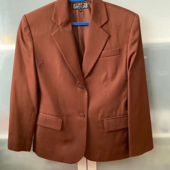 Jacket or blazer for women - Picture 8 of 12